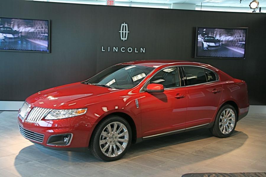  Lincoln MKS 2008 года  (фото 36 из 284)